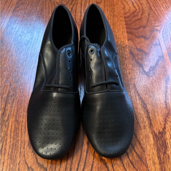 Black Ballroom Latin Performance Shoes - Picture 2 of 5
